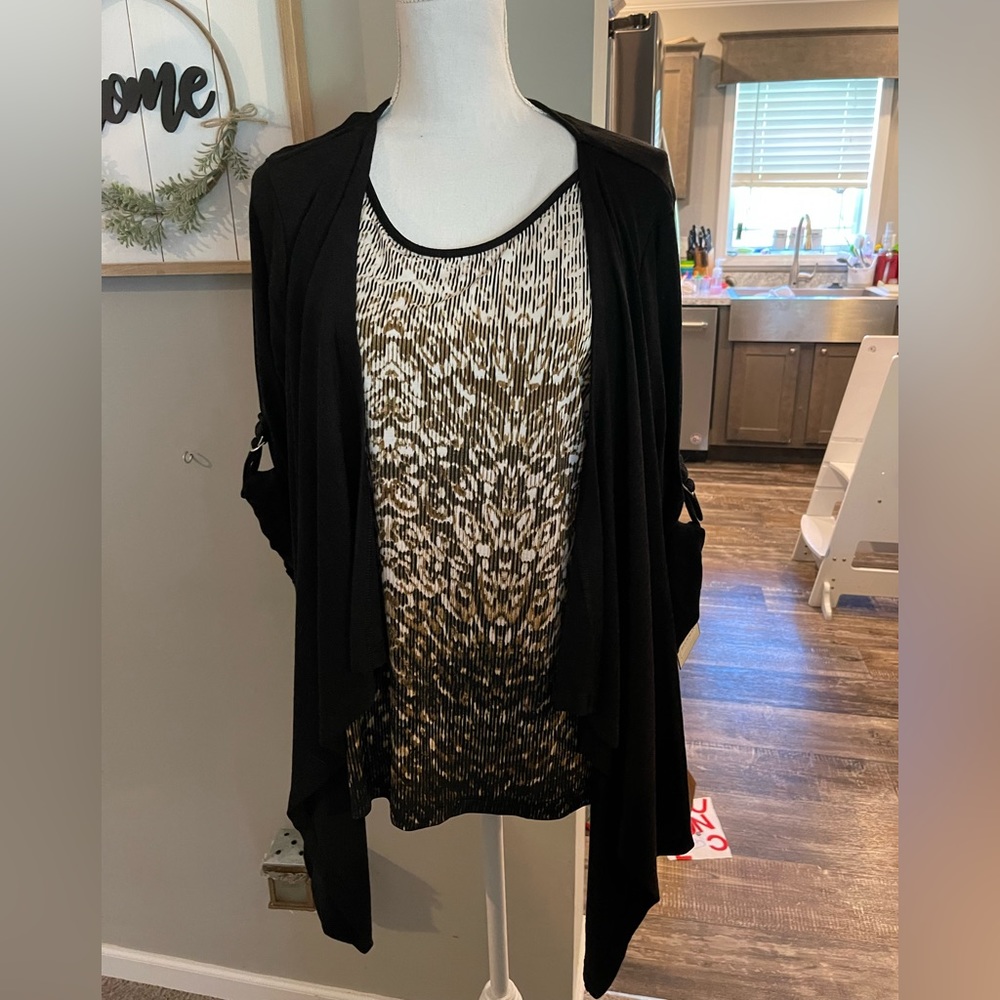 Dana Buchman mock layer top
